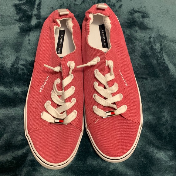 Tommy Hilfiger Sneakers - Picture 1 of 7